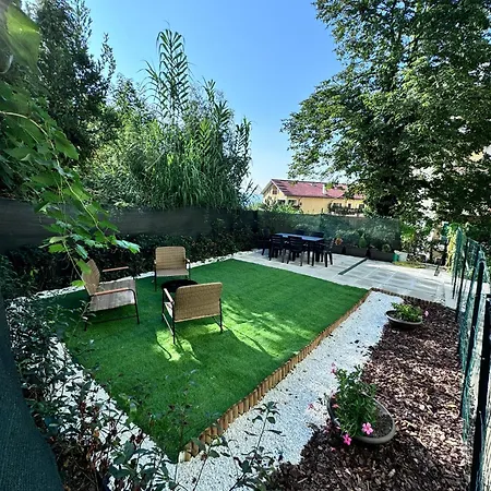 Dama Dama Apartament *